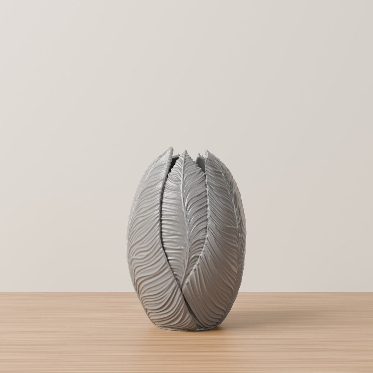 Apulia Leaf Flower Vase – Modern Sculptural Vase - Northern Foundry