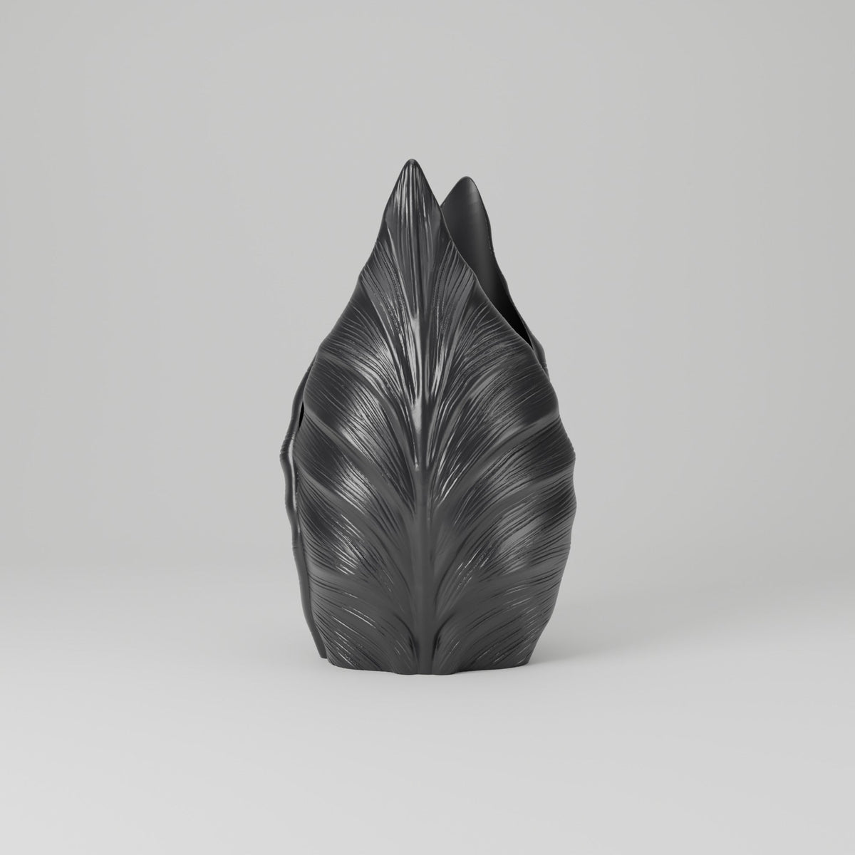 Botanica Leaf Bud Vase – Modern Sculptural Vase - Northern Foundry